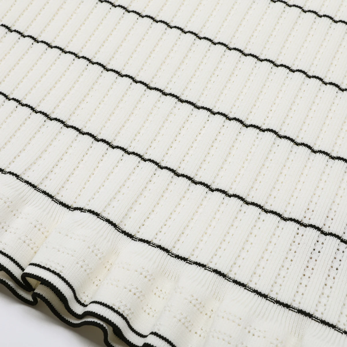 Vestido de mujer de punto elástico a rayas de manga corta con solapa ajustada Popular novedad de verano de alta calidad