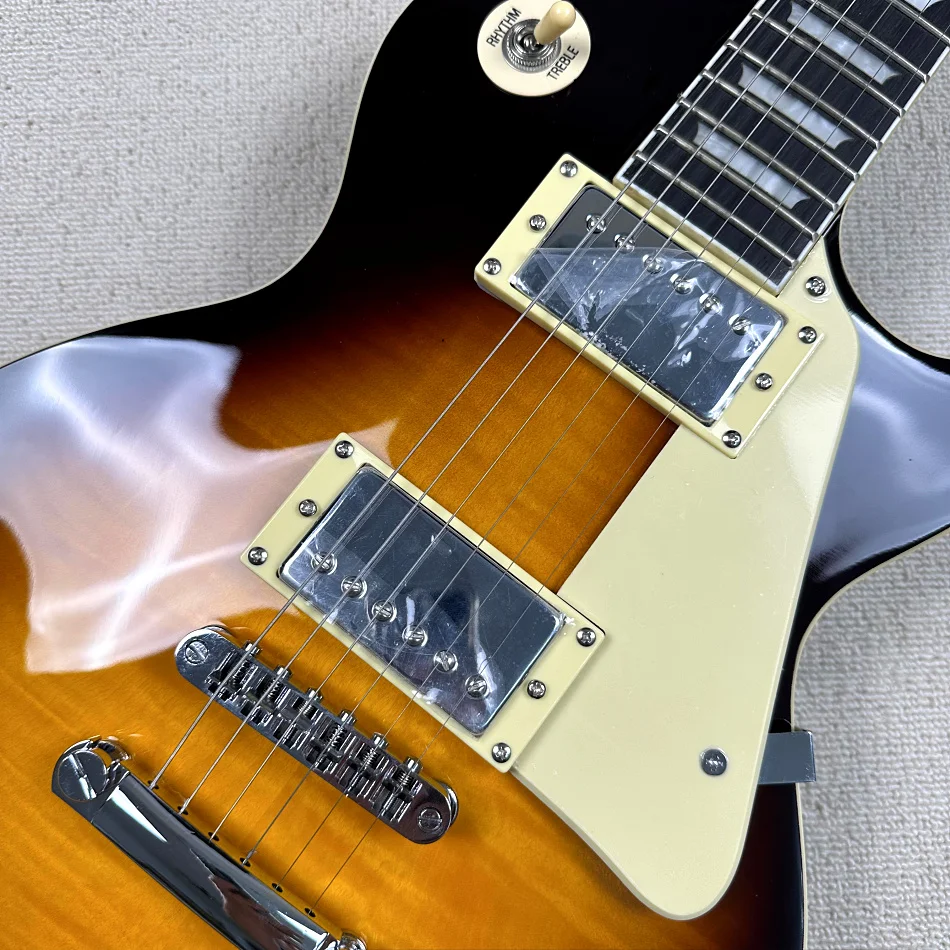 صنع في الصين، جيتار كهربائي عالي الجودة، لوحة أصابع من خشب الورد، جسم الماهوجني الصلب، أجهزة كروم، توصيل مجاني