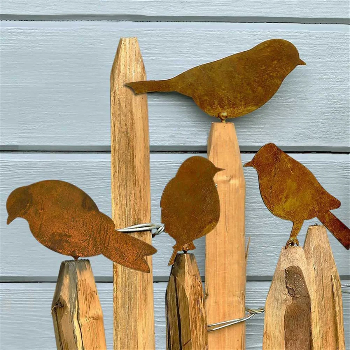 جديد زينة الطيور الصدئة ، تماثيل الطيور المعدنية نابض بالحياة Patinas المعادن الطيور حديقة الحلي صورة ظلية حديقة سياج ديكور
