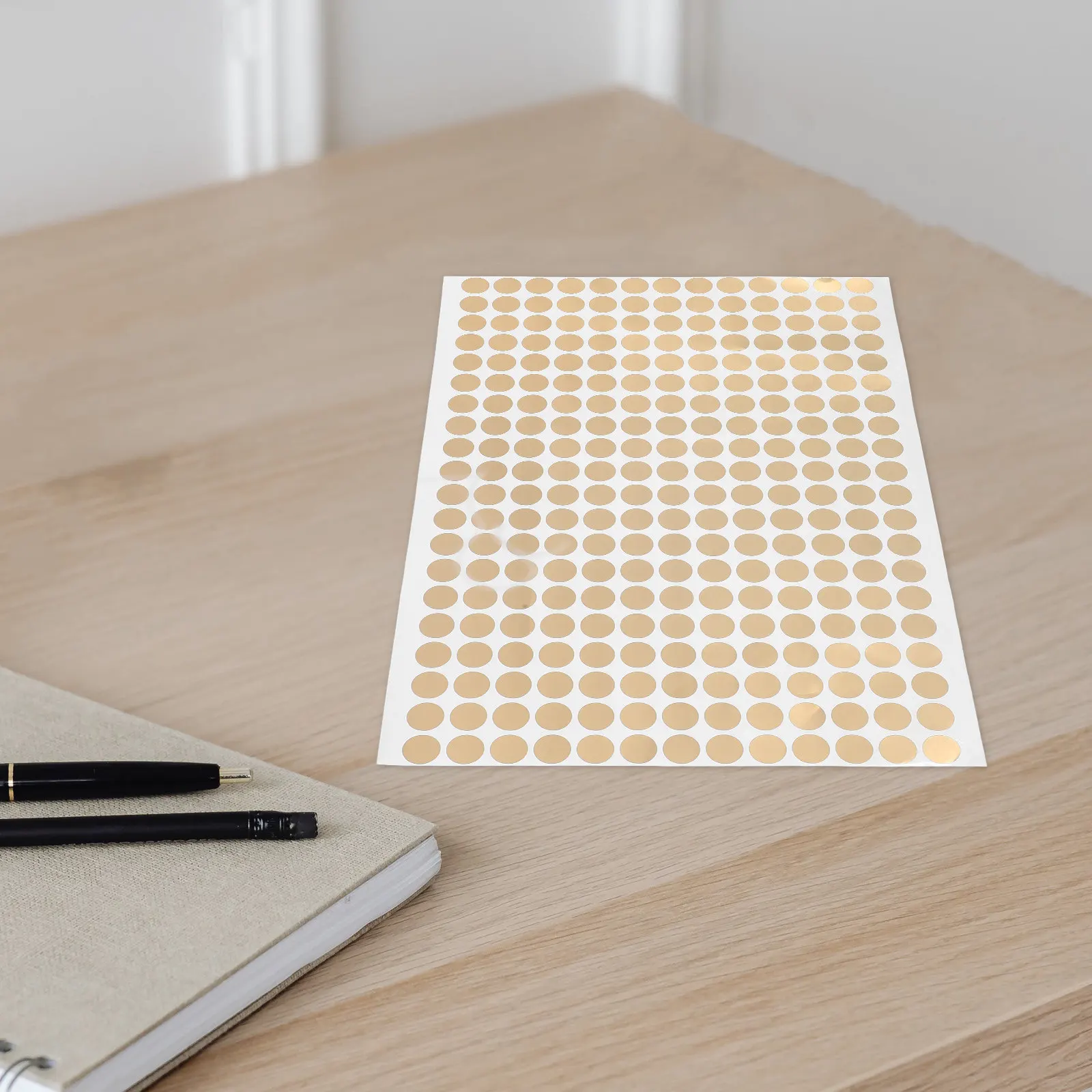 

10 Sheets Writable Gold Dot Stickers Removable Copperboard Circle Labels for Organizing Paperwork Gifts Envelopes Seals Rewards