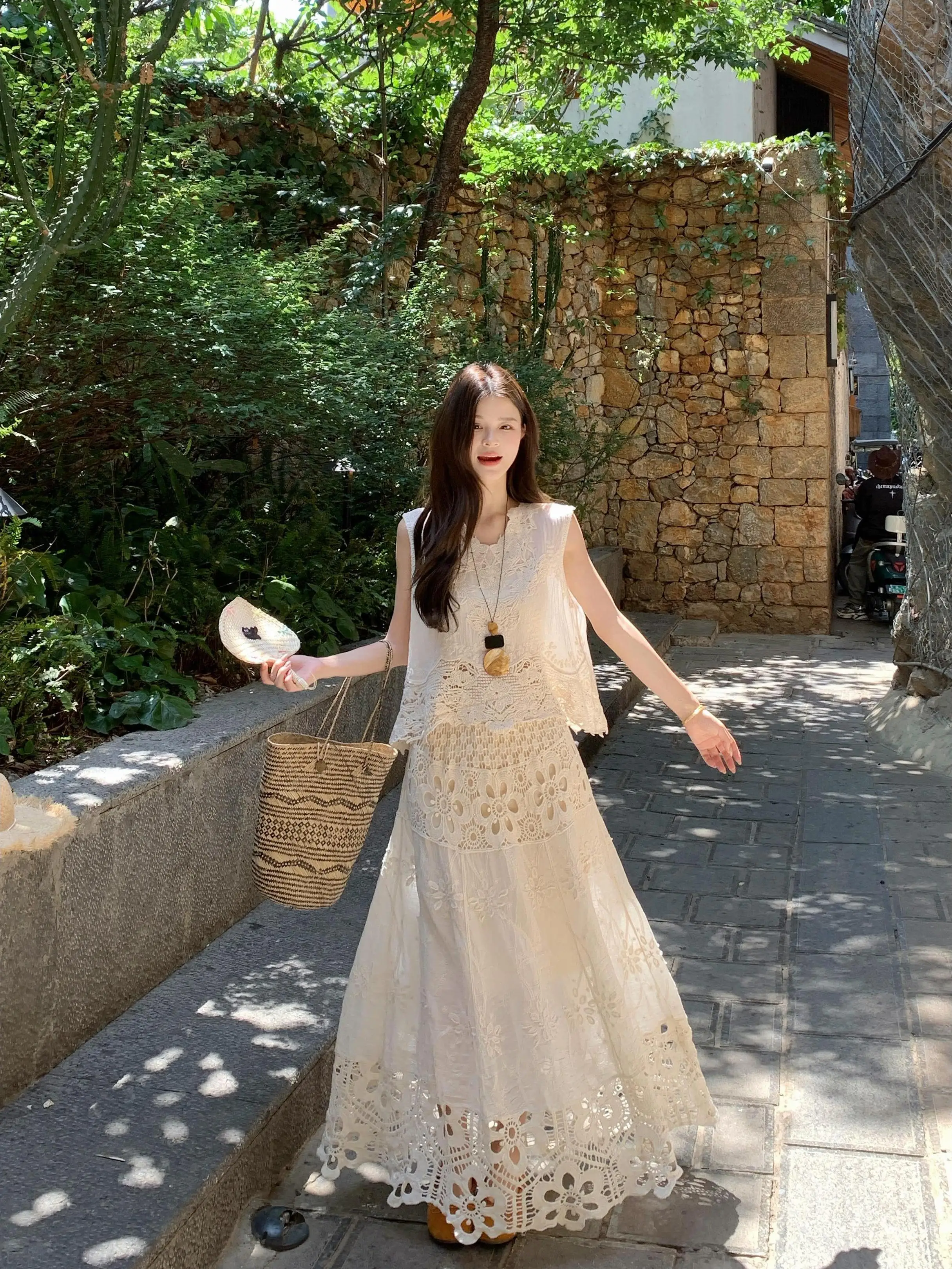 

Summer Vacation Style Women's Fashion Set Heavy Embroidery Hollow out Top Full Skirt Two-Piece Suit Breathable Casual Wear