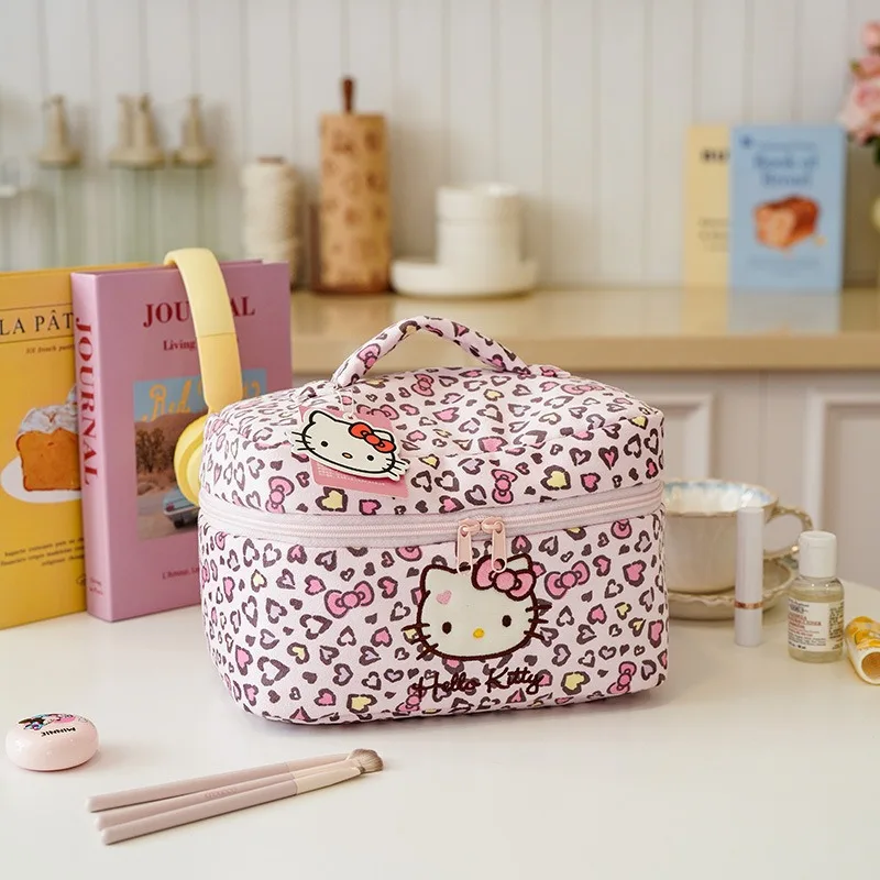 

Kawaii Hello Kitty Makeup Bag Handbag Anime Printed Couple Gift Women Accessories Large Capacity Cosmetics Toy Storage Wholesale