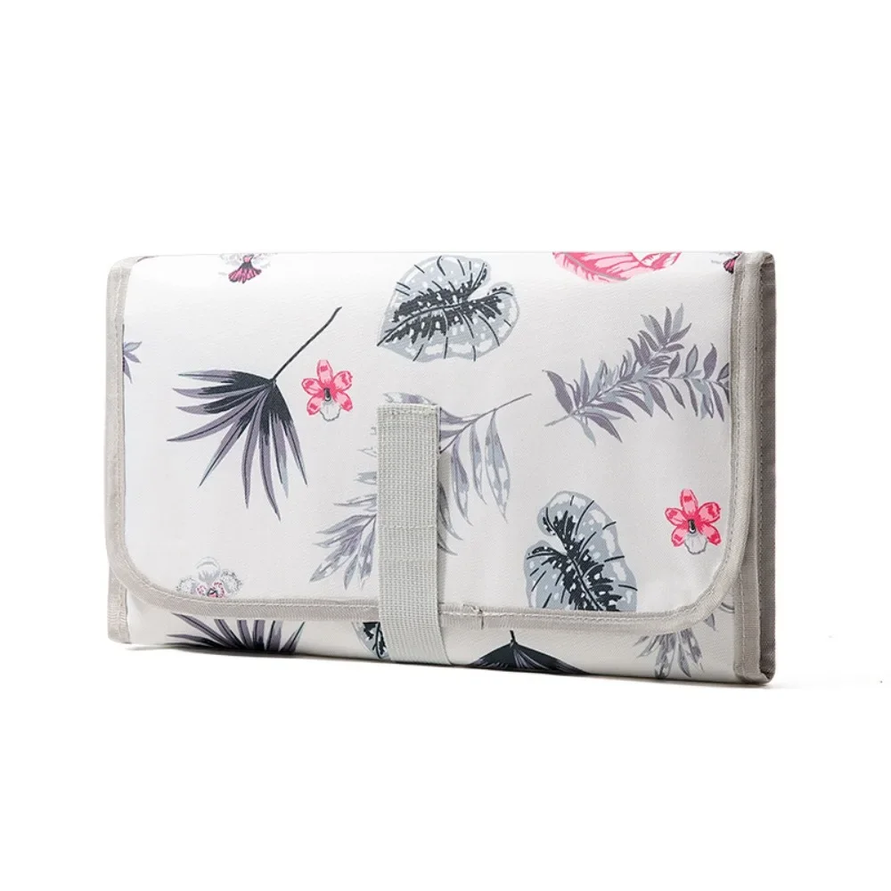 Foldable Baby Diaper Changing Mat Cartoon Print Waterproof Diaper Changing Pad Quick Drying Foldable Baby Diaper Newborns