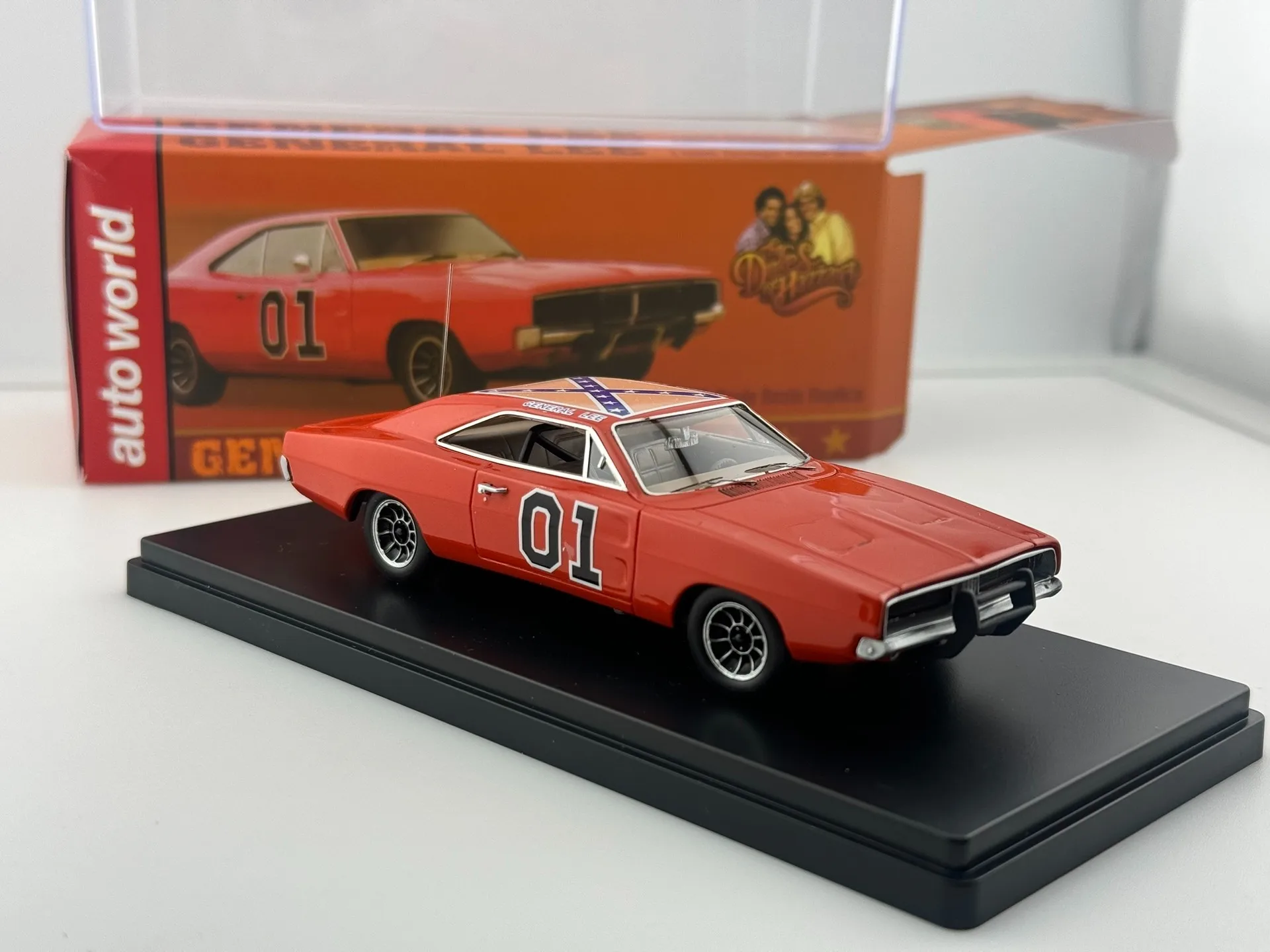 다이캐스트 자동차 세계 1:43 스케일 1969 충전기 일반 레드 AWRSS1151 한정 수지 자동차 모델 소장 장난감 선물 기념품 디스플레이