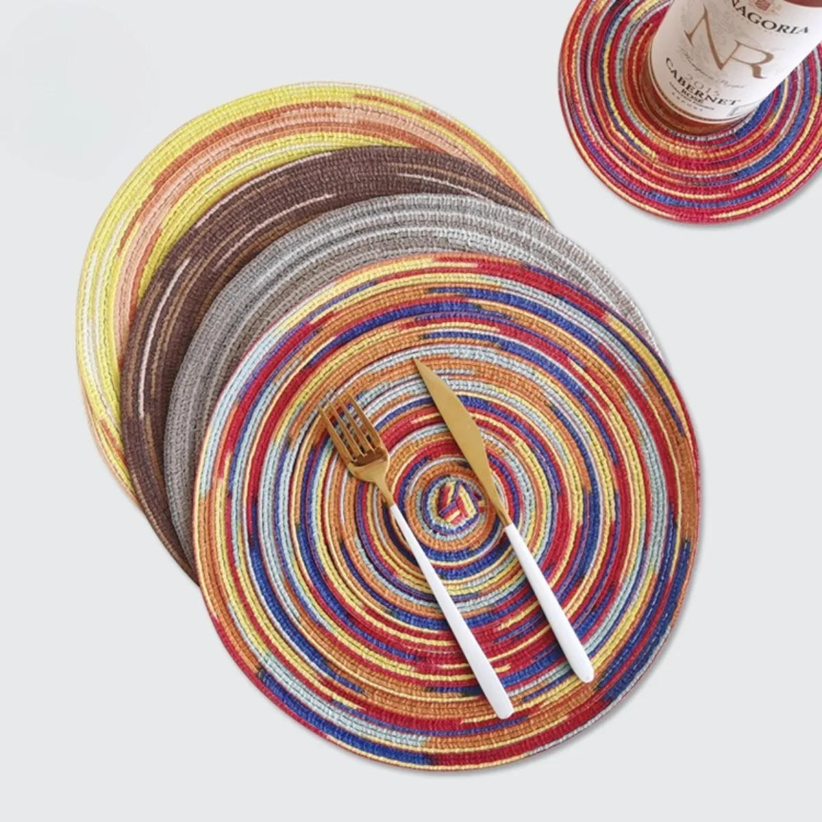 4Pcs Round Braided Insulation Coasters Non Slip High Temp Resistant Table Mats for Kitchen Dining Christmas Party BBQ Decor