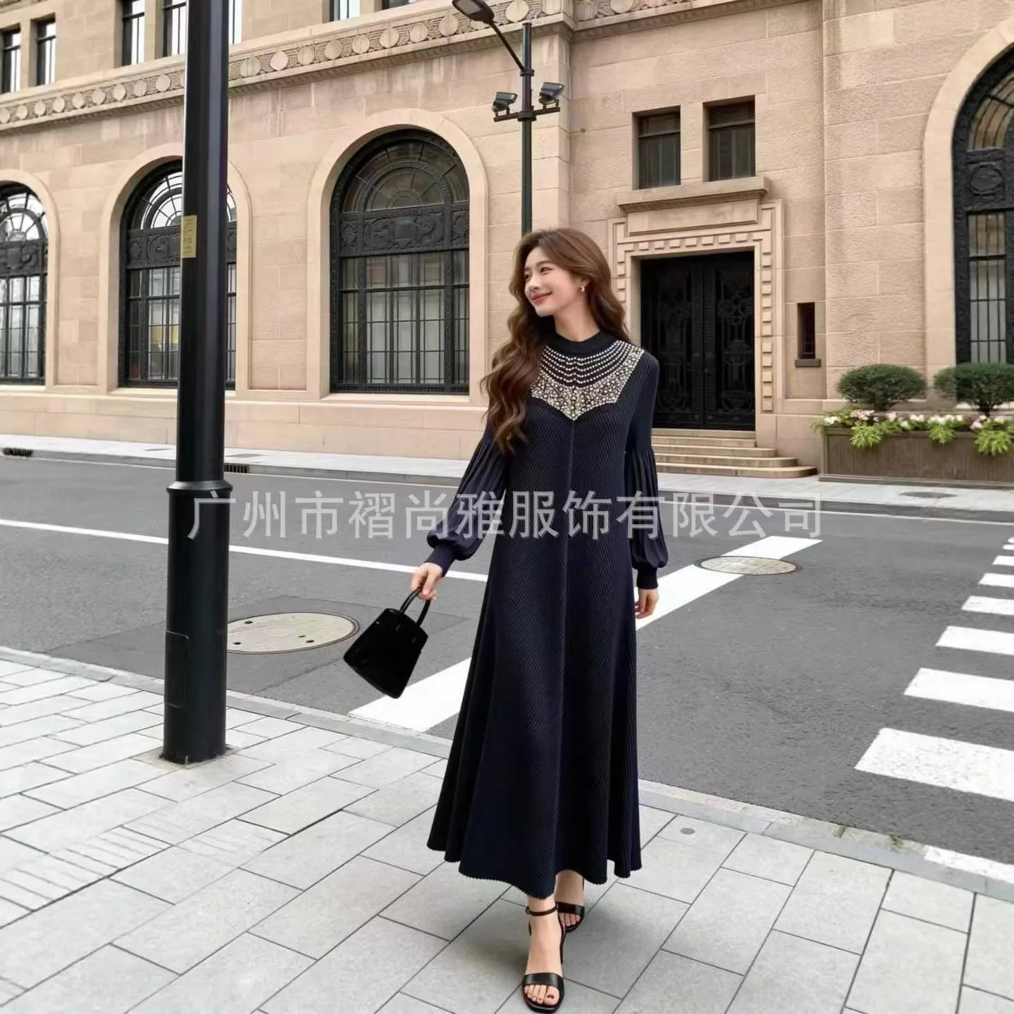 Miyake plissé 2026 printemps nouveau couleur unie col mi-haut chemise plissée décontracté mince tempérament banlieue T-shirt