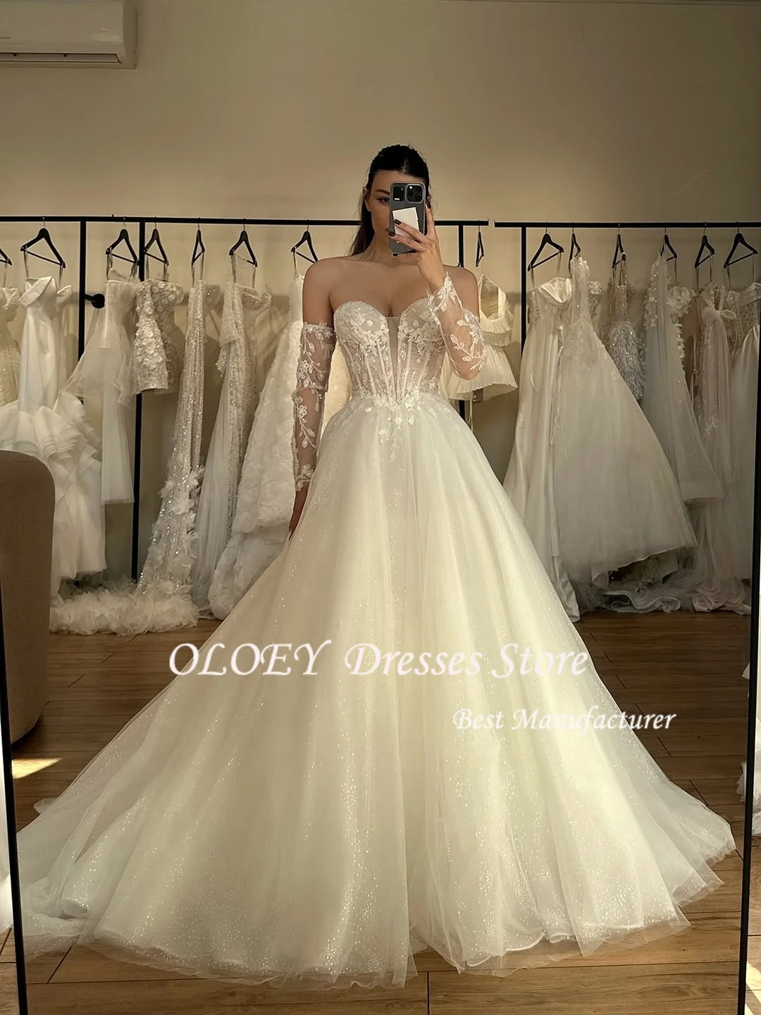 OLOEY 웨딩 드레스 A 라인 끈이 없는 아플리케 레이스 업 고급스러운 반짝 이는 베스 티도 드 카사멘토 맞춤형 특별 행사 드레스