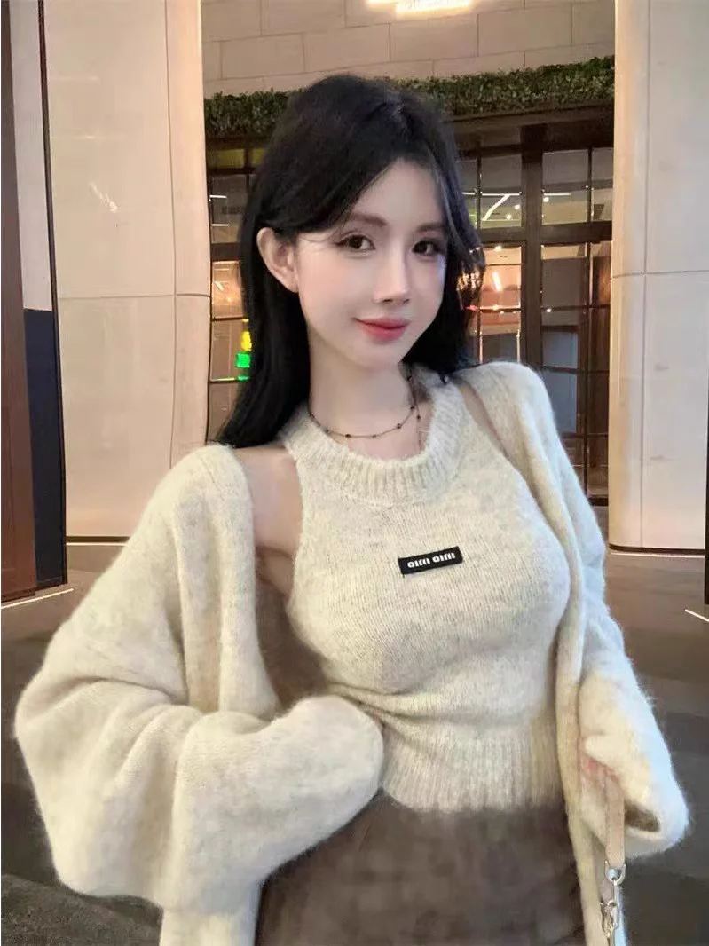 

Женский светло-бежевый вязаный свитер, пальто, повседневный комплект из двух предметов с длинным воротником све, удобный крой, средней тонкости