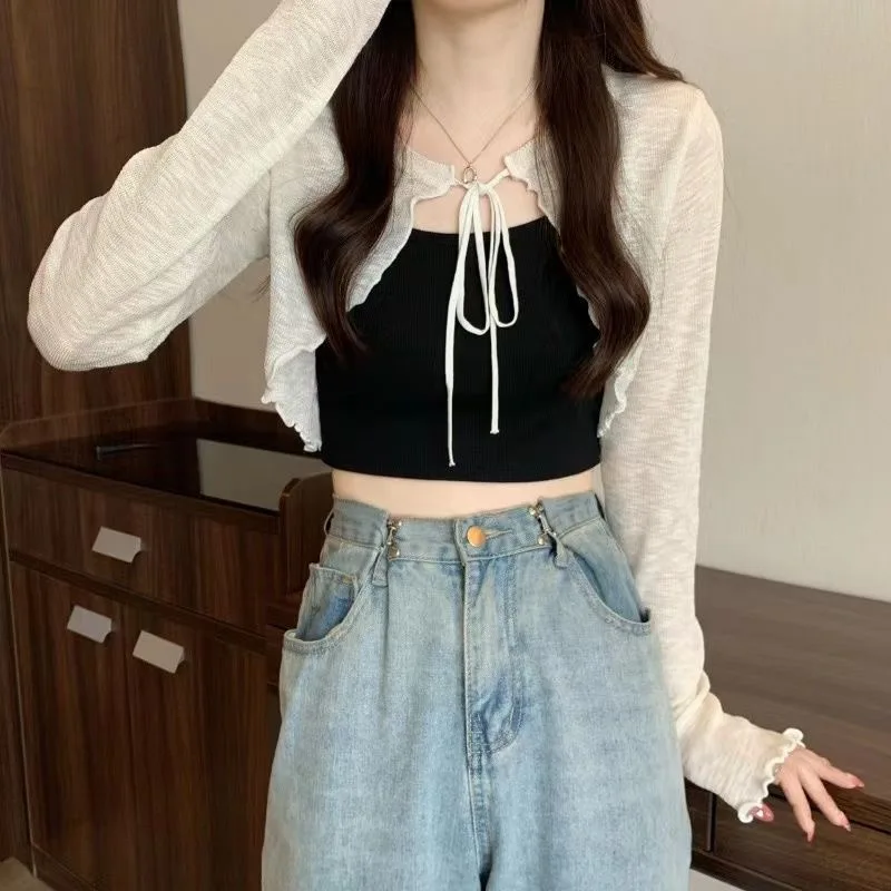 夏の女性薄い日焼け止めカーディガンレースアップニットトップス女性韓国スタイルランタンスリーブショートコートカジュアル日焼け止め
