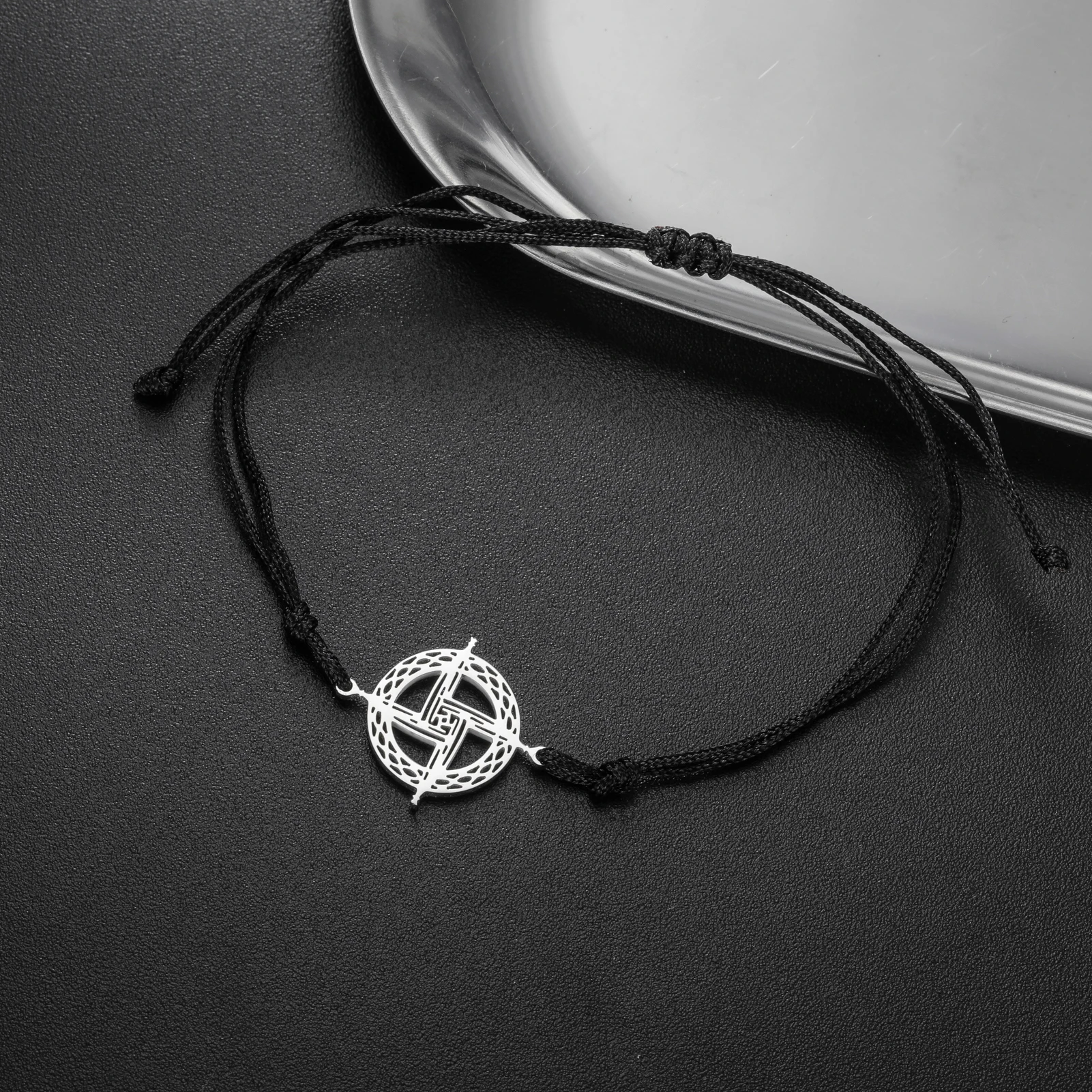 Kkjoy Slawisches Sonnensymbol Charm-Armband Edelstahl-Armband Heidnisches Slawisches Schutzzeichen Schmuck Geschenk für Heiden-Liebhaber – Detail 17