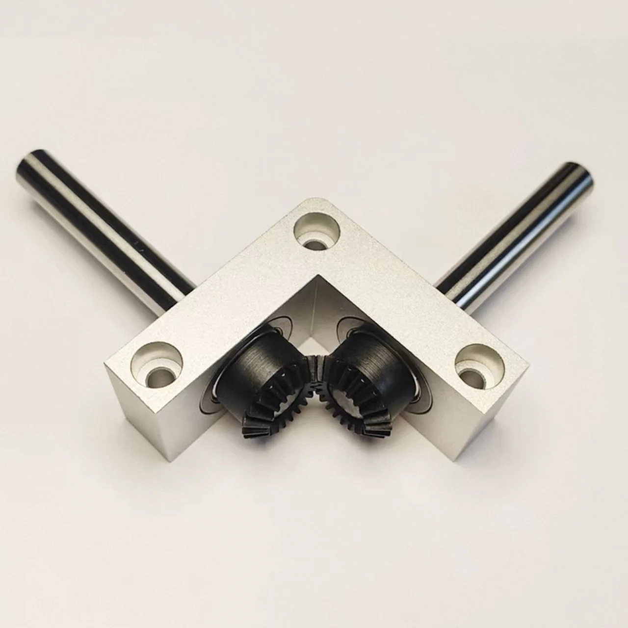 

Коробка передач 1:1, выход 8/10 мм, небольшой прямоугольный преобразователь, коническая коробка передач, модель коробки передач