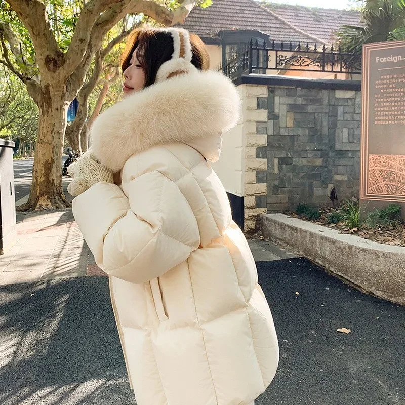 Halflange donskatoenen damesjas Verdikte modieuze winterjas met grote bontkraag Comfortabele casual stijl