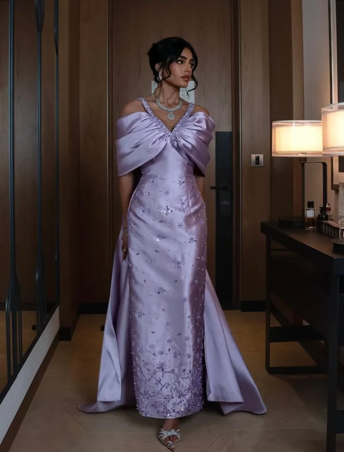 

Сиреневое лавандовое длинное вечернее платье с накидкой, блестящее платье с открытыми плечами и рюшами для выпускного вечера, платье невесты из джерси на заказ, индивидуальный размер