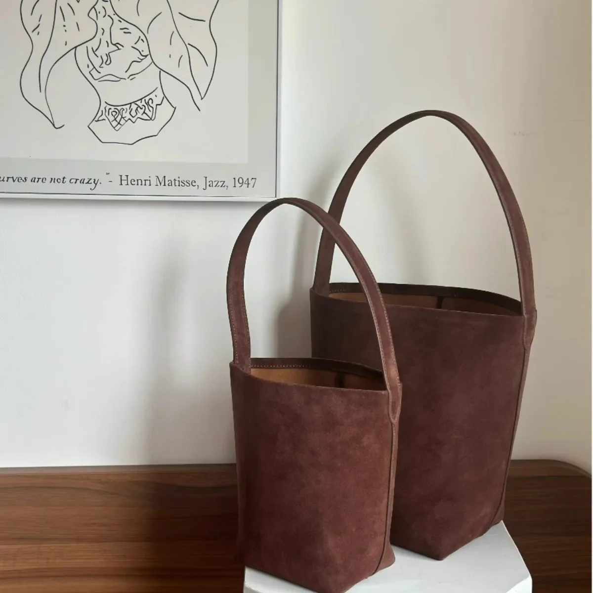 Row Similar Frosted Cow Leather Bucket Bag Soft Large Capacity Knowledge Molecule Style Solid Color Simple Shoulder Bag