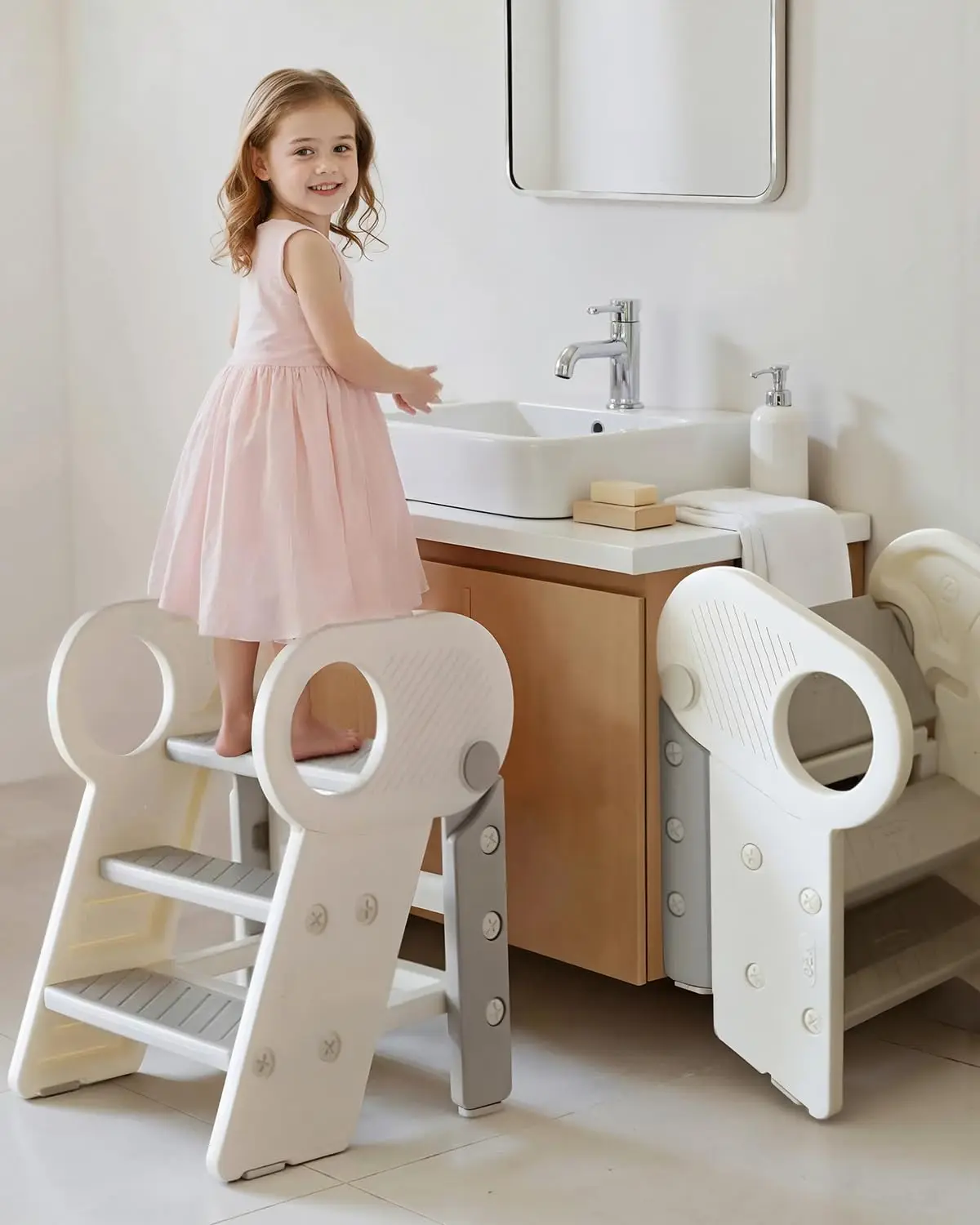 折りたたみ式幼児用ステップスツール、浴室のシンク用ハンドル付き、調節可能な3段または2段ステップスツール、トイレトレーニング用補助ステップスツール