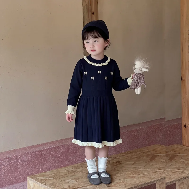 Girls' Autumn and Winter Knitted Dress Korean Western Style Baby Girl Round Neck Flower Long Sleeved Princess Dress