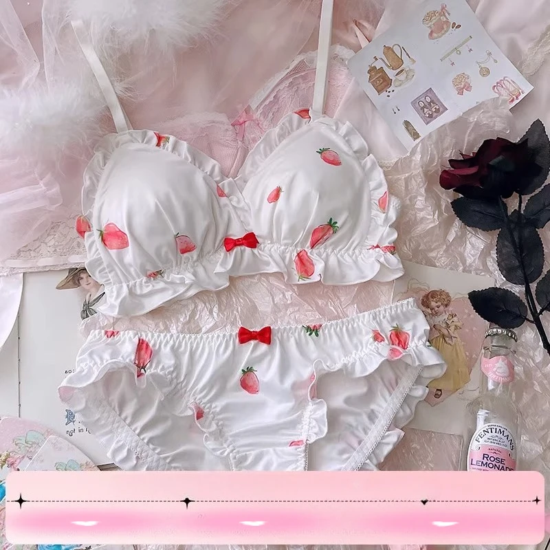 Lencería de estilo dulce japonés para niña, conjunto de bragas con sujetador de fresa, sujetadores de puro deseo, conjunto de ropa interior con lazo Kawaii