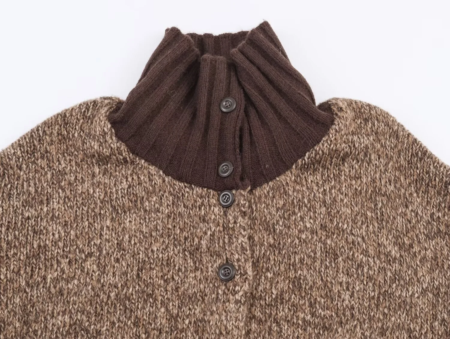 2022 Winter Neue Damenbekleidung Einfacher und eleganter High-Neck-Farbblock-Pullover Warme und vielseitige Strickjacke