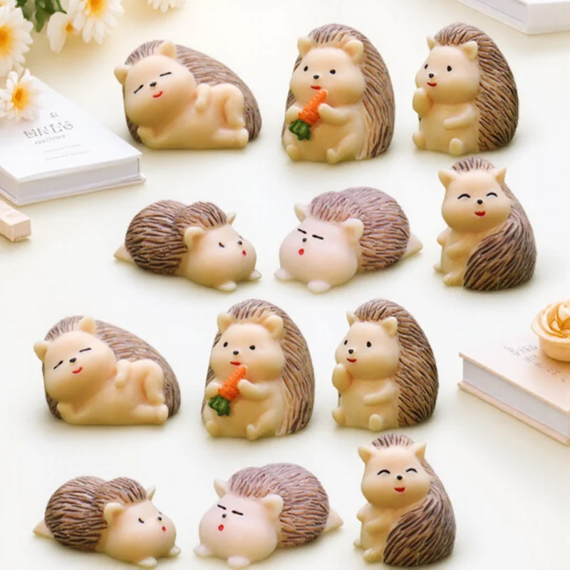 

12Pcs Hedgehog Resin Ornament Cartoon Cute Carrot Shape Desktop Garden Decoration Micro Landscape Yard Resin Craft Decor