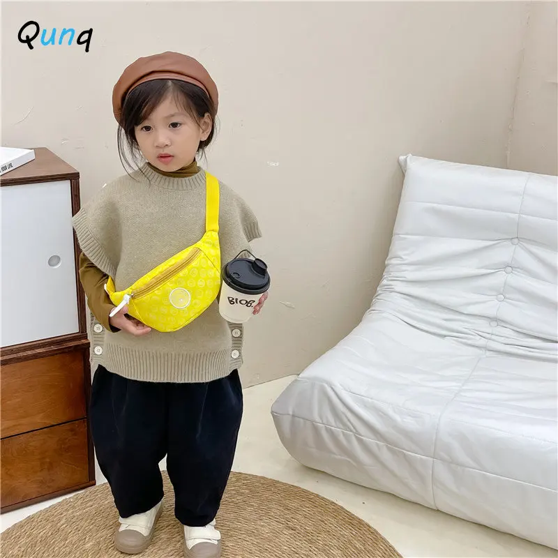 Qunq New Children's Nylon Chest Package Cartoon Lovely Bear one-shoulder Fashion Zipper Crossbody Bag Boys and Girls Gift Bag