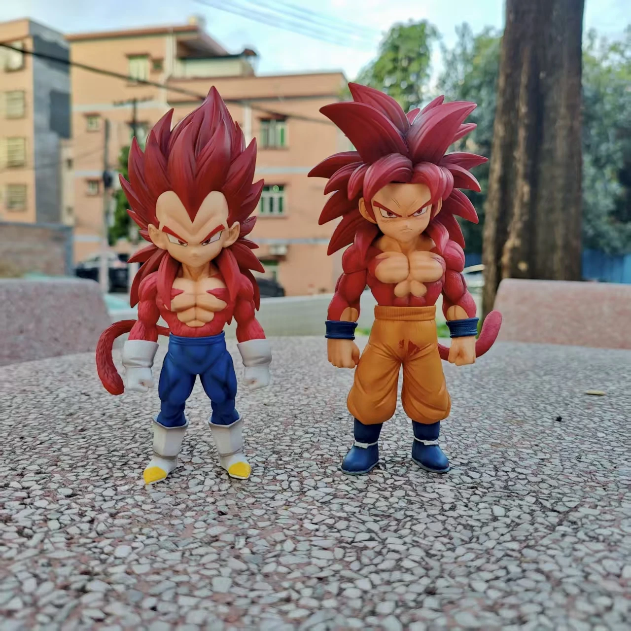 Dragon Ball Super Saiyan Super Four Vegeta versión Q figura de acción coleccionable juguete ornamental hecho a mano para regalo de muñecas circundantes