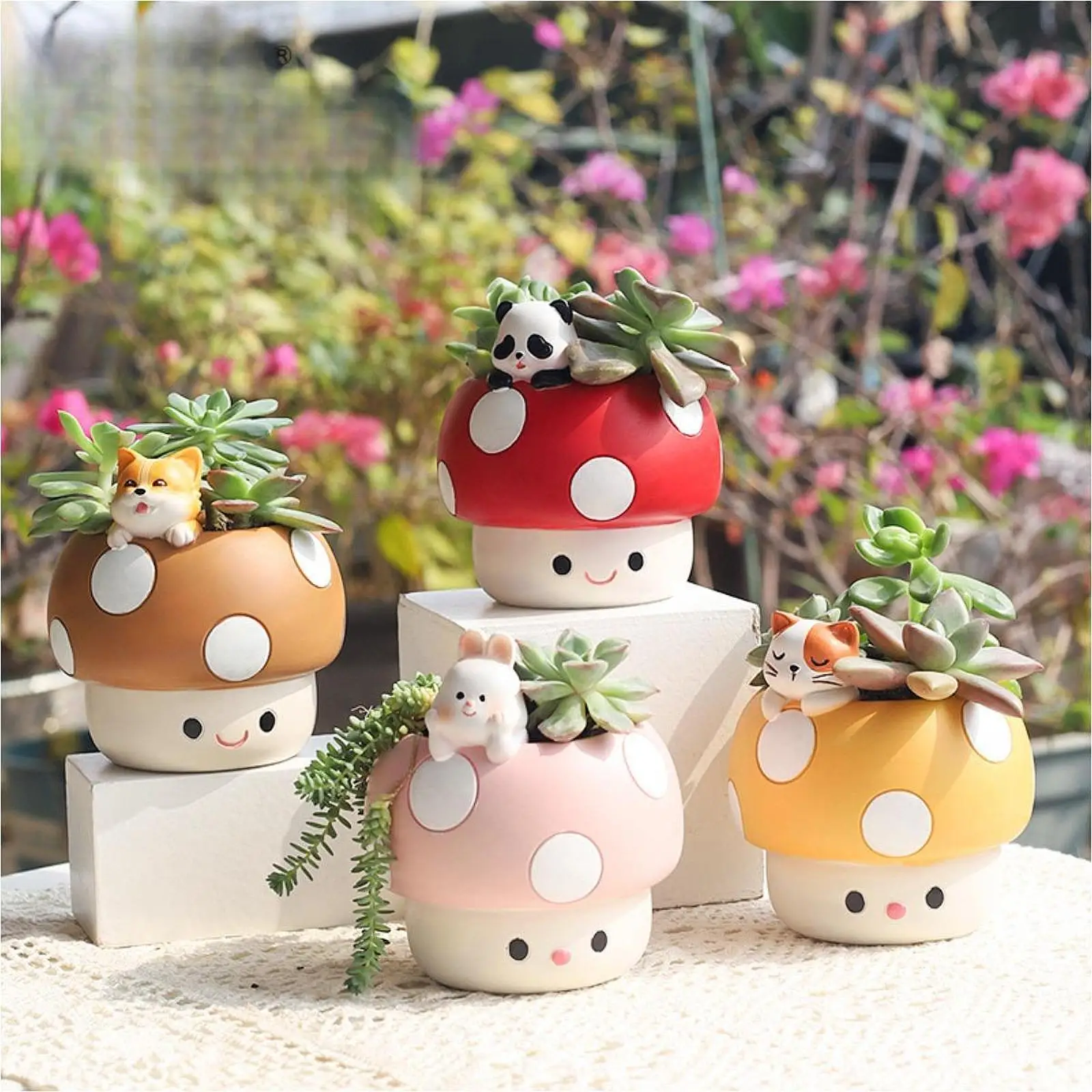 Cartoon Mushroom Flower Pot Flower Vase Bud Vase Plant Pot with Drainage Holes for Outdoor Table Centerpiece Home Office Decor