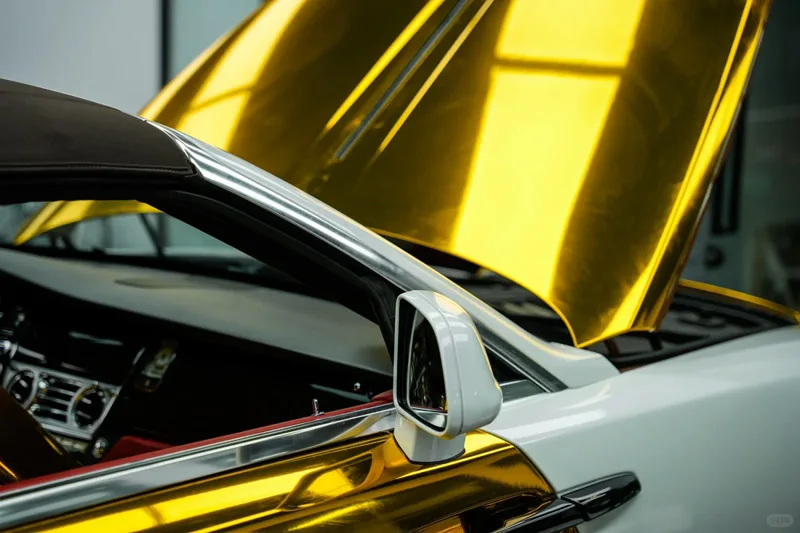Hochwertige, dehnbare Chrom-Spiegel-Vinylfolie in Gold, selbstklebende Autoaufkleberverpackung – Detail 2