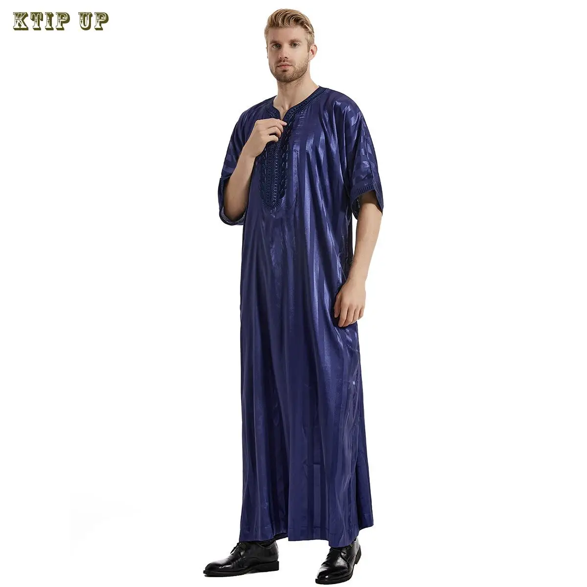 Muslim dress for men, fashion, abaya, Islamic clothing, loose shirt, Jubba thobe, ethnic striped, Saudi Arabia, Middle East