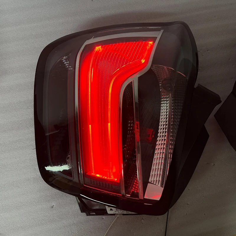 Car LED Tail Light Assembly For BMW 1 Series F20 116i 118i 120i 2011-2013  Brake Light Turning Signal Light Reverse Tailights view 3