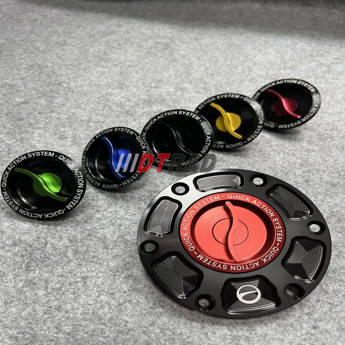 

Motorcycle Quick Fuel Tank Cap For DUKE 690 2012-17 690 /R 14-17，Super Duke 990 /990R 990 & 950 Adventure ARocket III ALL YEAR