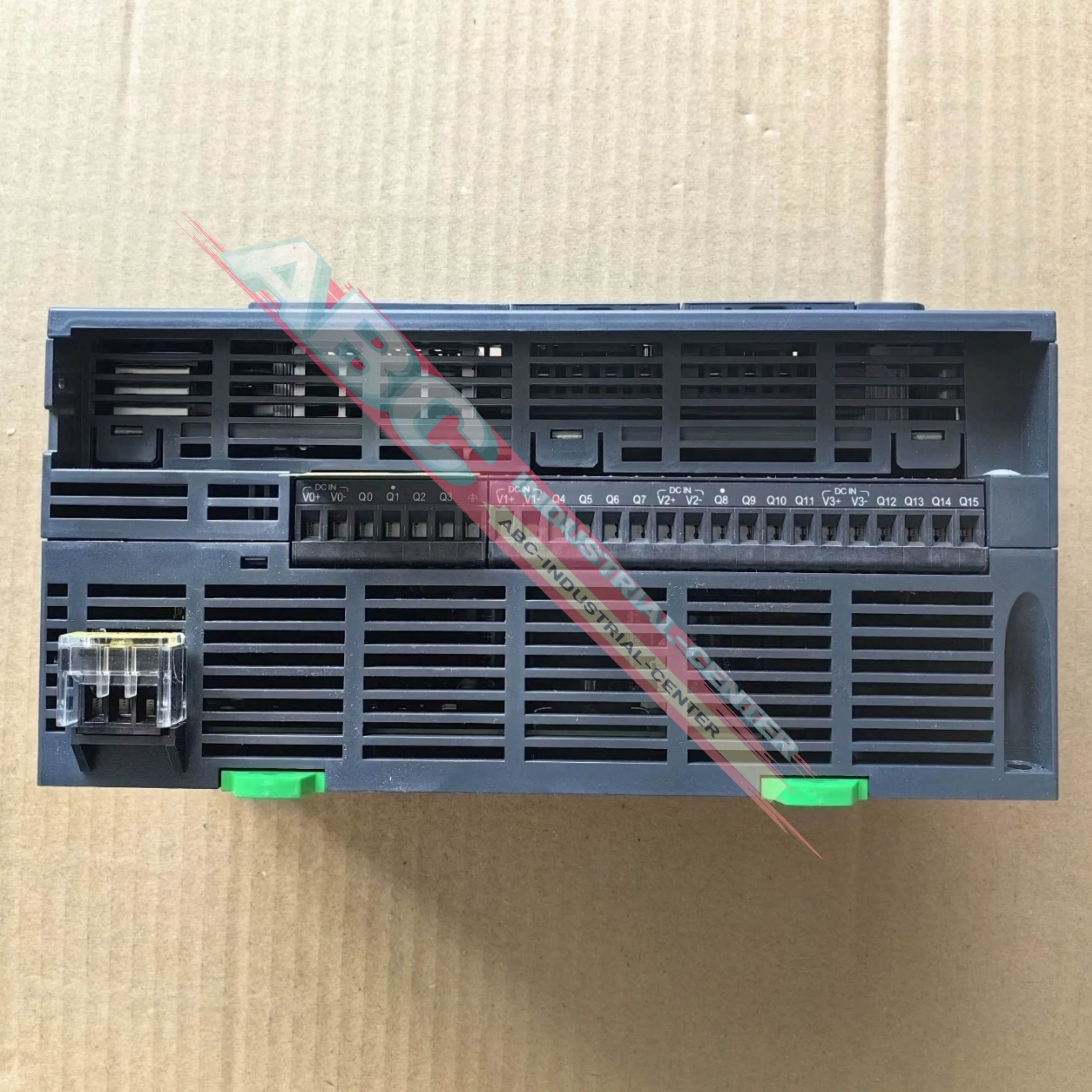 

Новый в коробке контроллер ПЛК TM241CE40R TM241CE40T