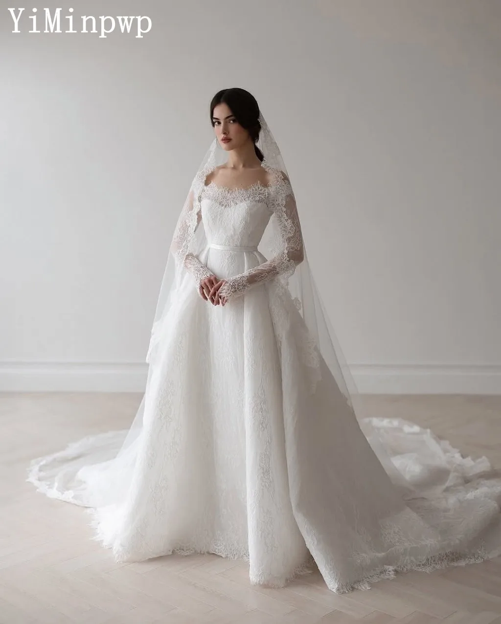 Kanten trouwjurken voor de bruid Schouderafhangend Lange mouw Sweep/Brush train A-lijn Tuin Zomer Bruidsjurken فسات Vara Alla Alla Salam Aix Özel