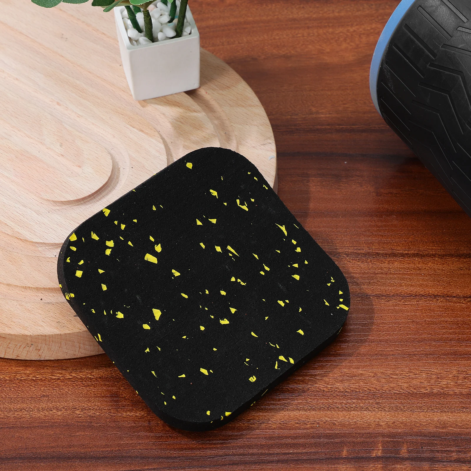 

6 pcs Fitness Thick Rubber AntiVibration Mats for Gym Equipment Treadmill NoiseReduction Damping Anti-Vibration Pads Pad