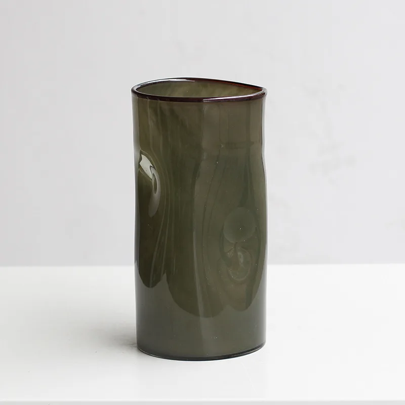 シンプルなカラーエッジスクエアピットストレートガラス花瓶高級ダイニングテーブルカウンター花瓶