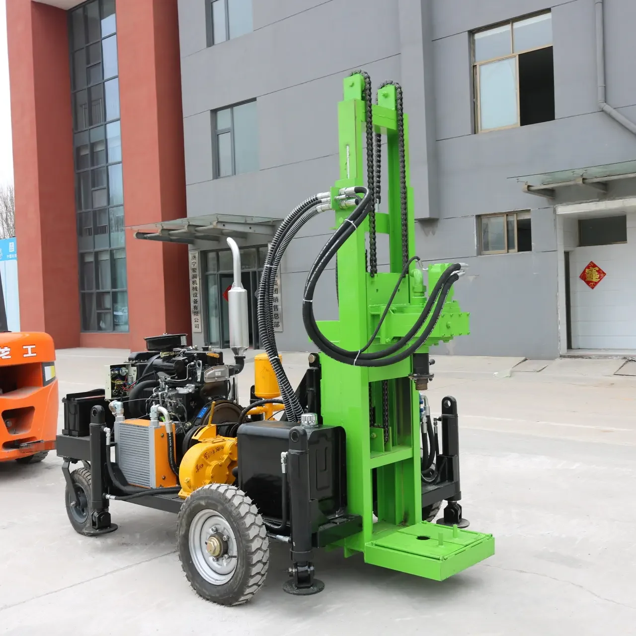 2025 جهاز حفر آبار المياه الهيدروليكي الصغير المحمول آلة حفر آبار حفر المياه للبيع