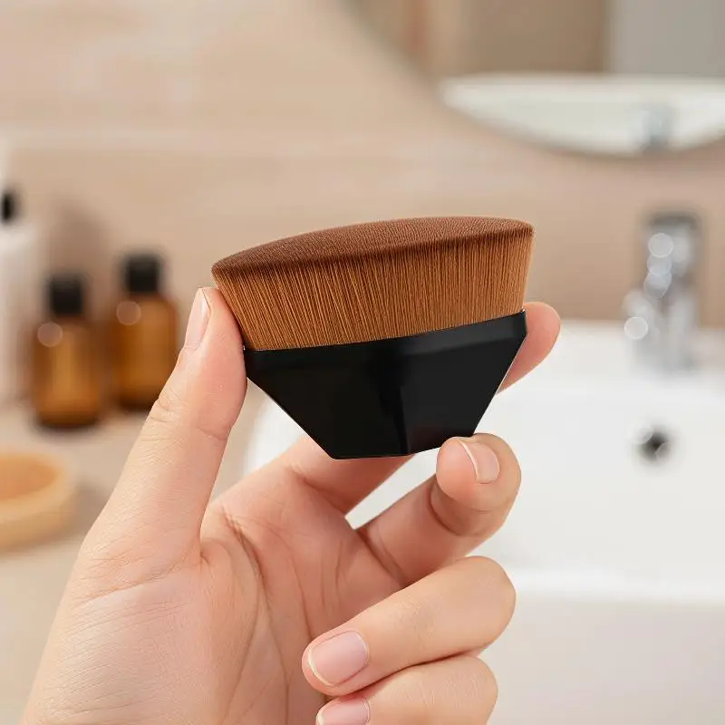 1Pcs Portable Professional Foundation Brush Make Up New Magic Makeup Brush Beauty Powder Face Blush Brushes
