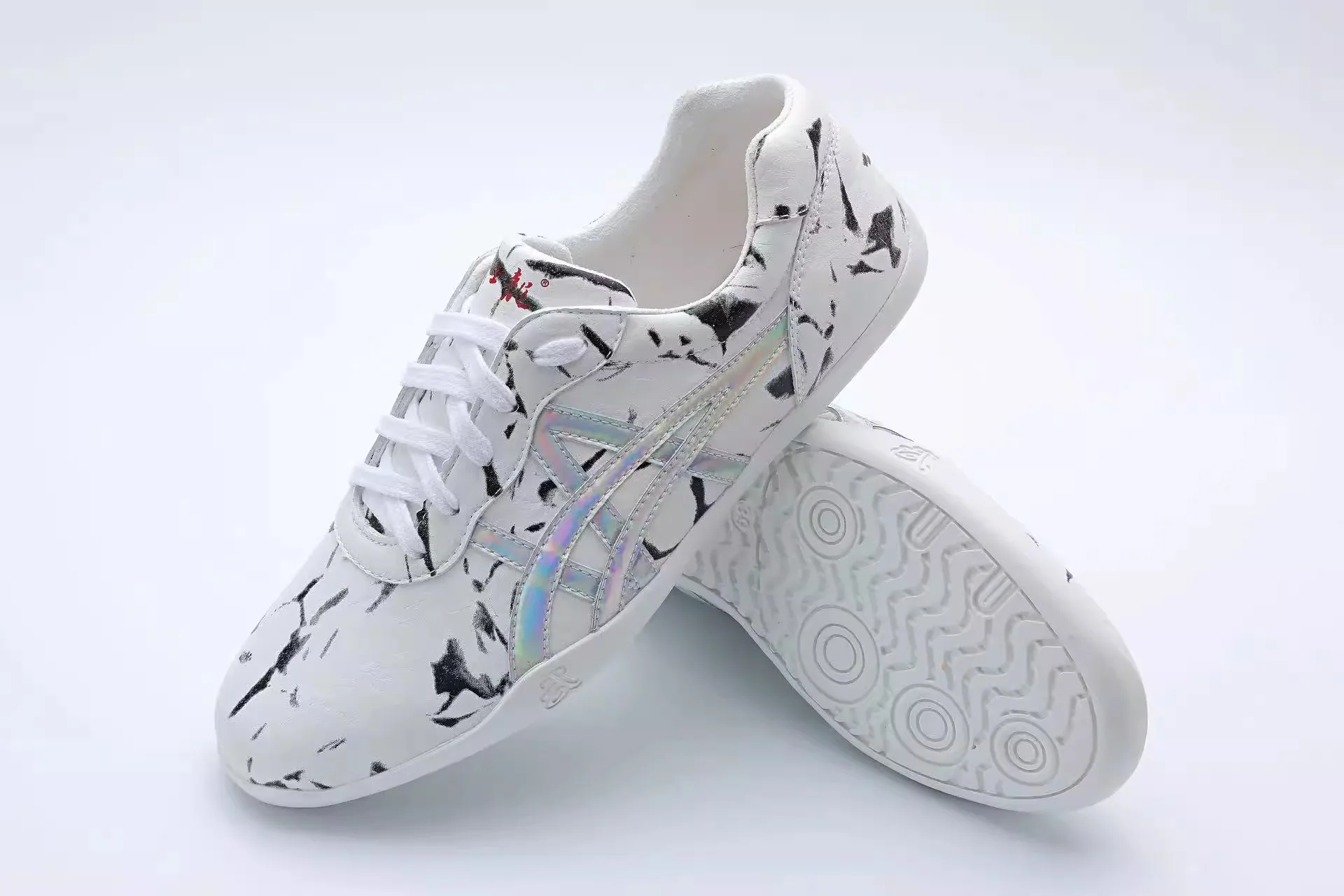 

2025 New style martial arts shoes for couples, morning exercise martial arts shoes for men and women, designer kung fu shoes