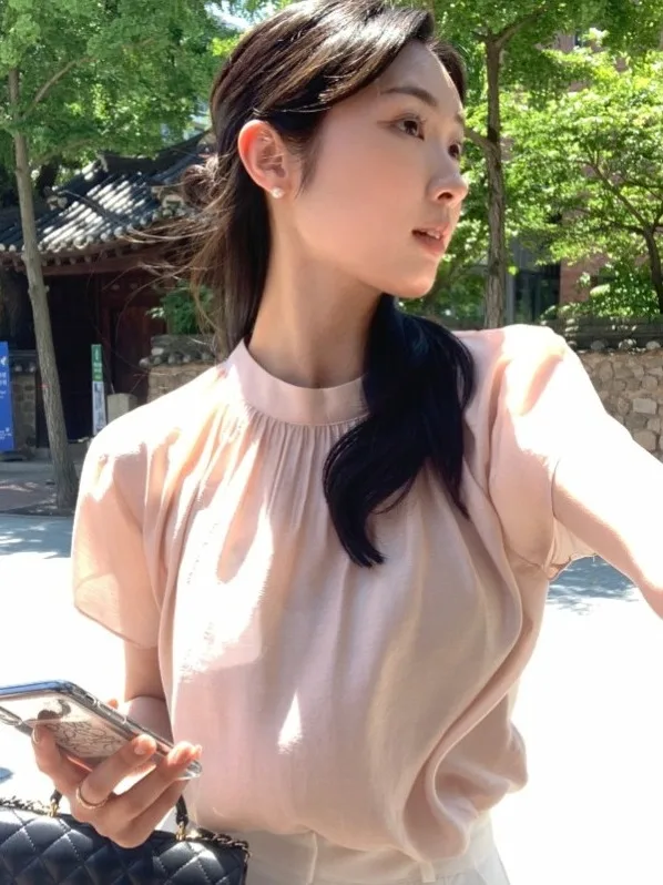 

Женская атласная блузка Ele Satin с воротником-стойкой, плиссированной текстурой, свободного кроя, с коротким рукавом, однотонная, во французском стиле