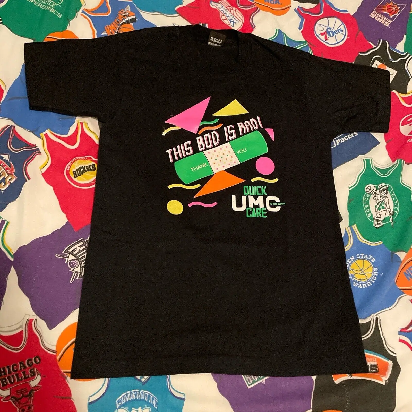 Vintage 1990s UMC Quick Care Hospital Doctor Random Obscure Tee