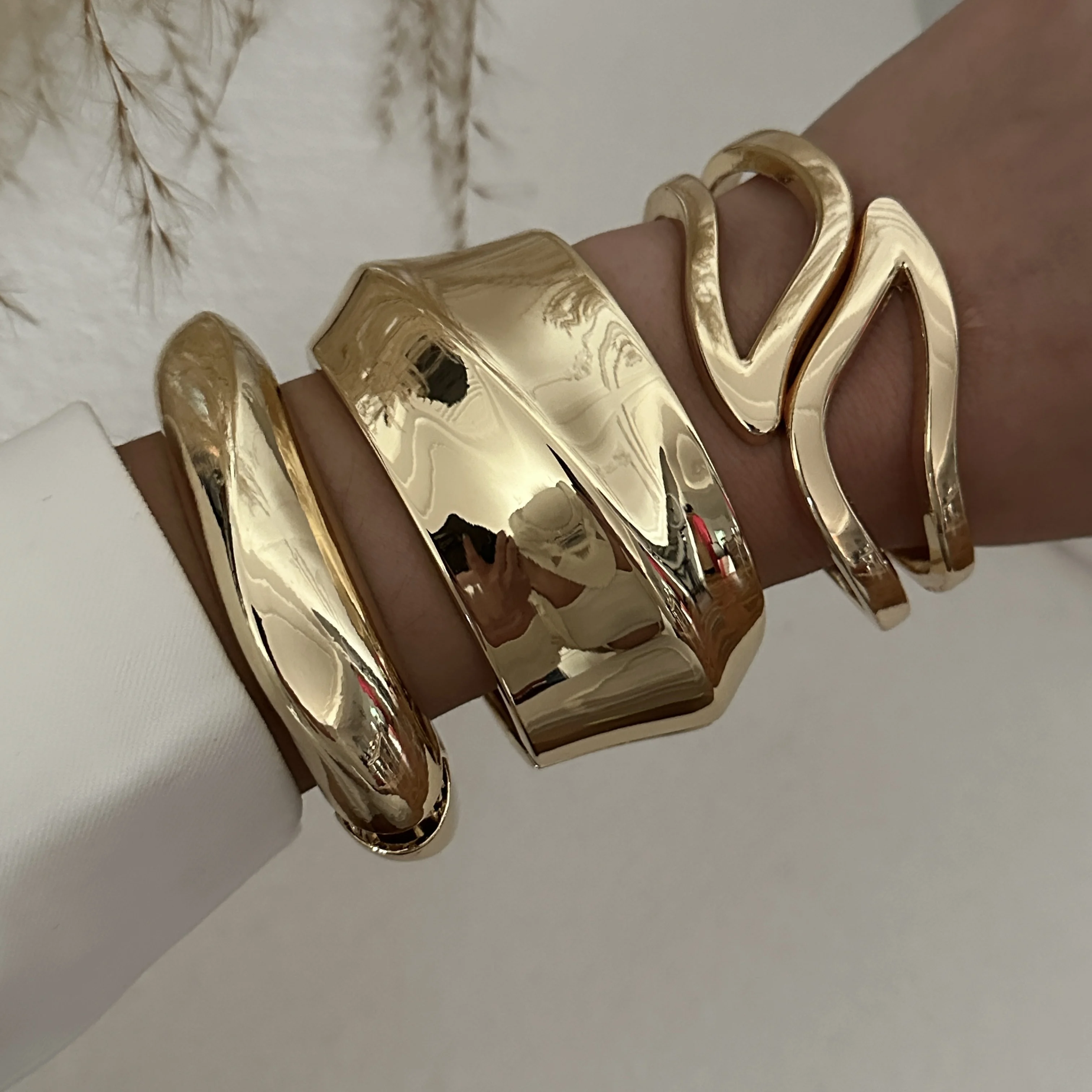 Punk Gold Farbe Chunky Geometrische Manschette Armreifen für Frauen Männer Vintage Metall Breite Frühling Armband Hip Hop Schmuck Geschenke Pulsera – Detail 8