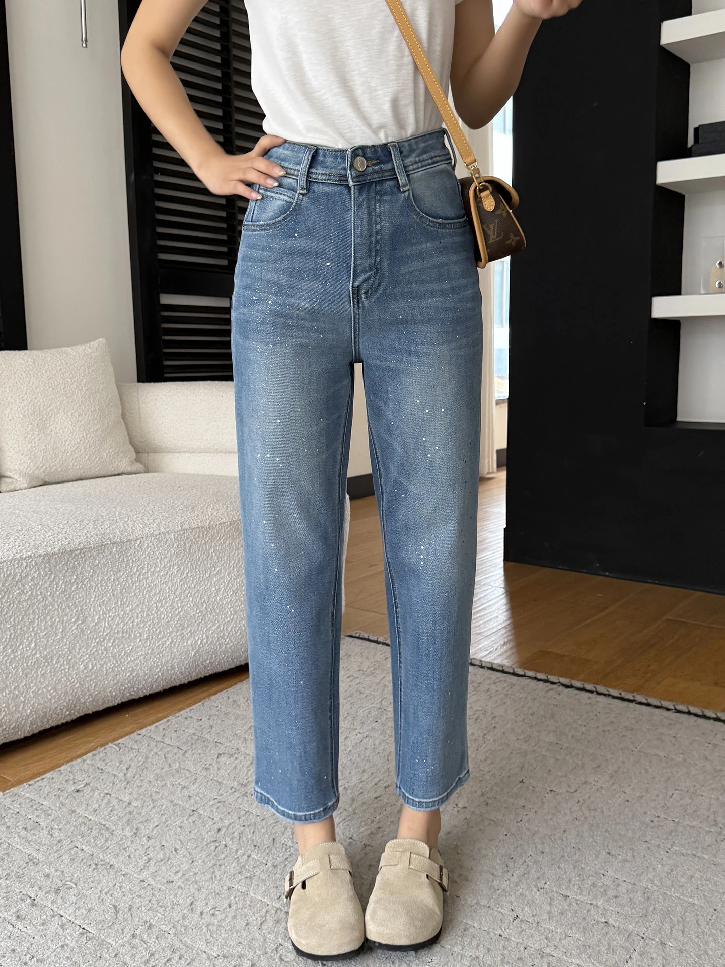 

Женские джинсы с высокой талией, прямые, облегающие, с бриллиантовой отделкой, весенняя новинка, удобные, дышащие