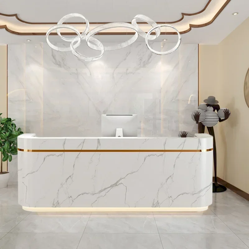 

Простые стойки регистрации в итальянском стиле Салон красоты Высококачественные стойки регистрации Магазин одежды Офисная мебель Свет