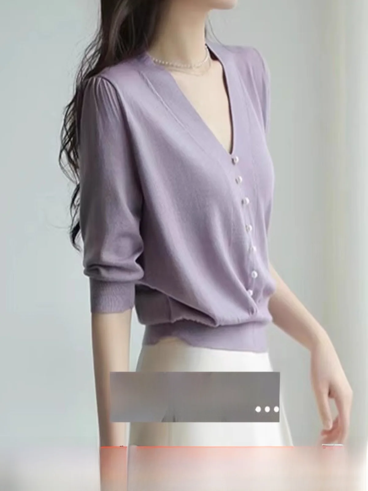

e Pearled Button Bubble Sve V-Ne Knitted Sweater Soft Luxury Sle Regular Fit Seven Quarter Sve Pure Color