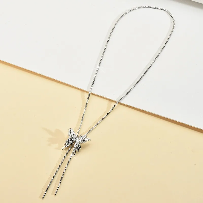 

Butterfly pull-out necklace, a unique and sweet design necklace for women