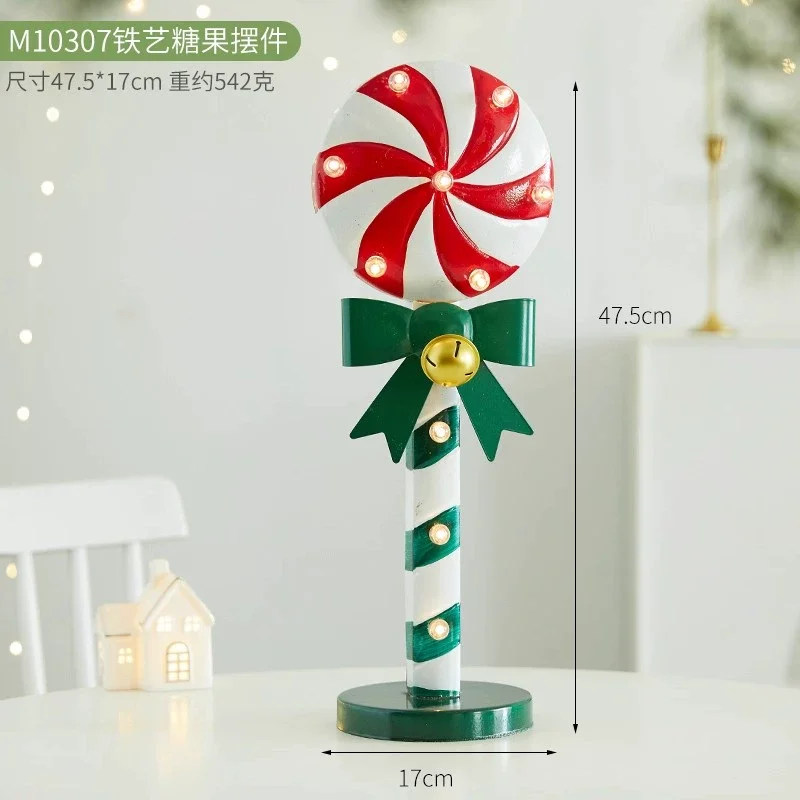 Christmas Decorations Small House Mailbox Indoor and Outdoor Ornaments Restaurant Hotel Photography Window Wooden