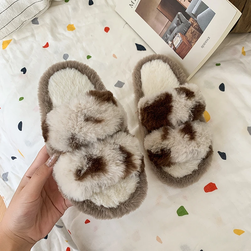 

Winter Childrens Cotton Slippers Aged 6-12 Year New Fashion Cute Warm Soft Girls Home Slippers Childrens Cotton Shoes Size 26-37