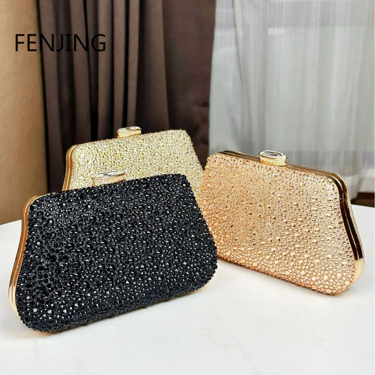 Gold Evening Bags for Women 2024 New Rhinestone Clutches and Purse Female Party/Dinner/banquet Handbags Prom Chain Shoulder Bags