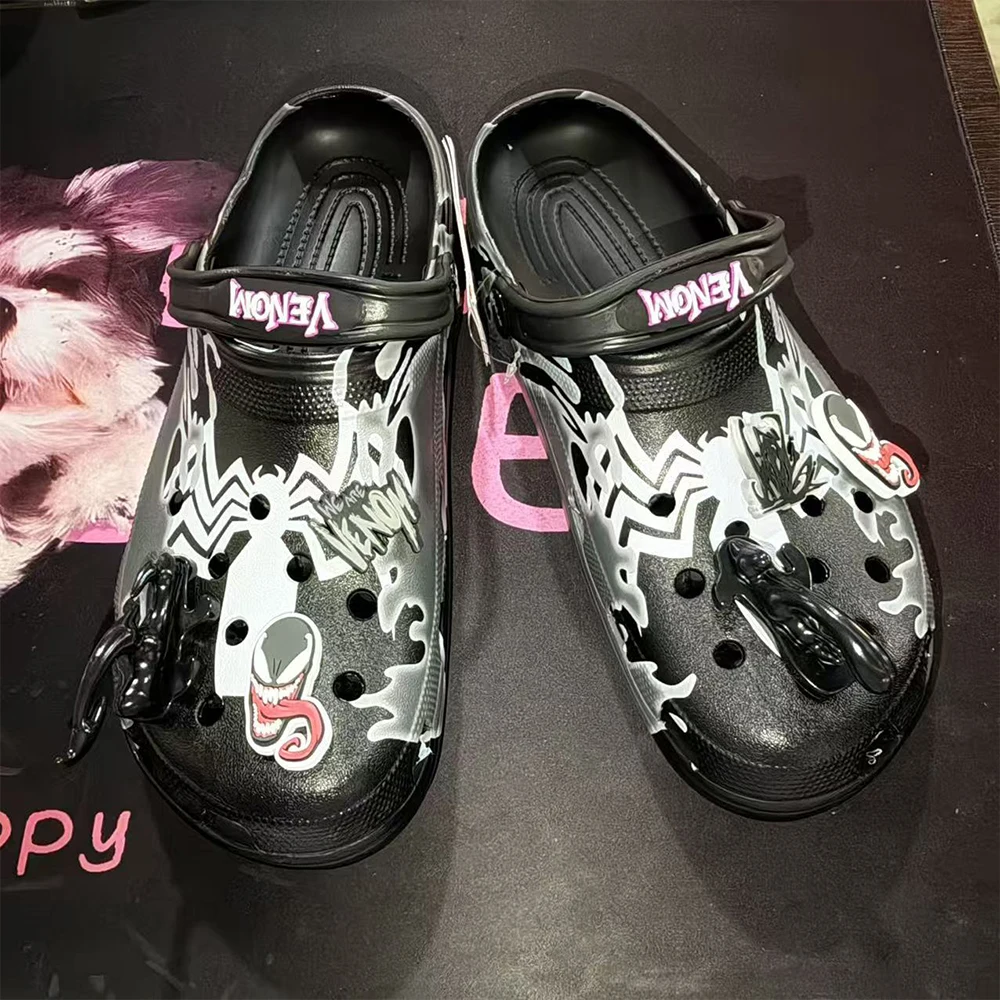 Venom Clogs Shoes Men Women Cartoon Superhero Printed Garden Slippers with 3D Non Slip Beach Slides Summer Casual Outdoor Mules