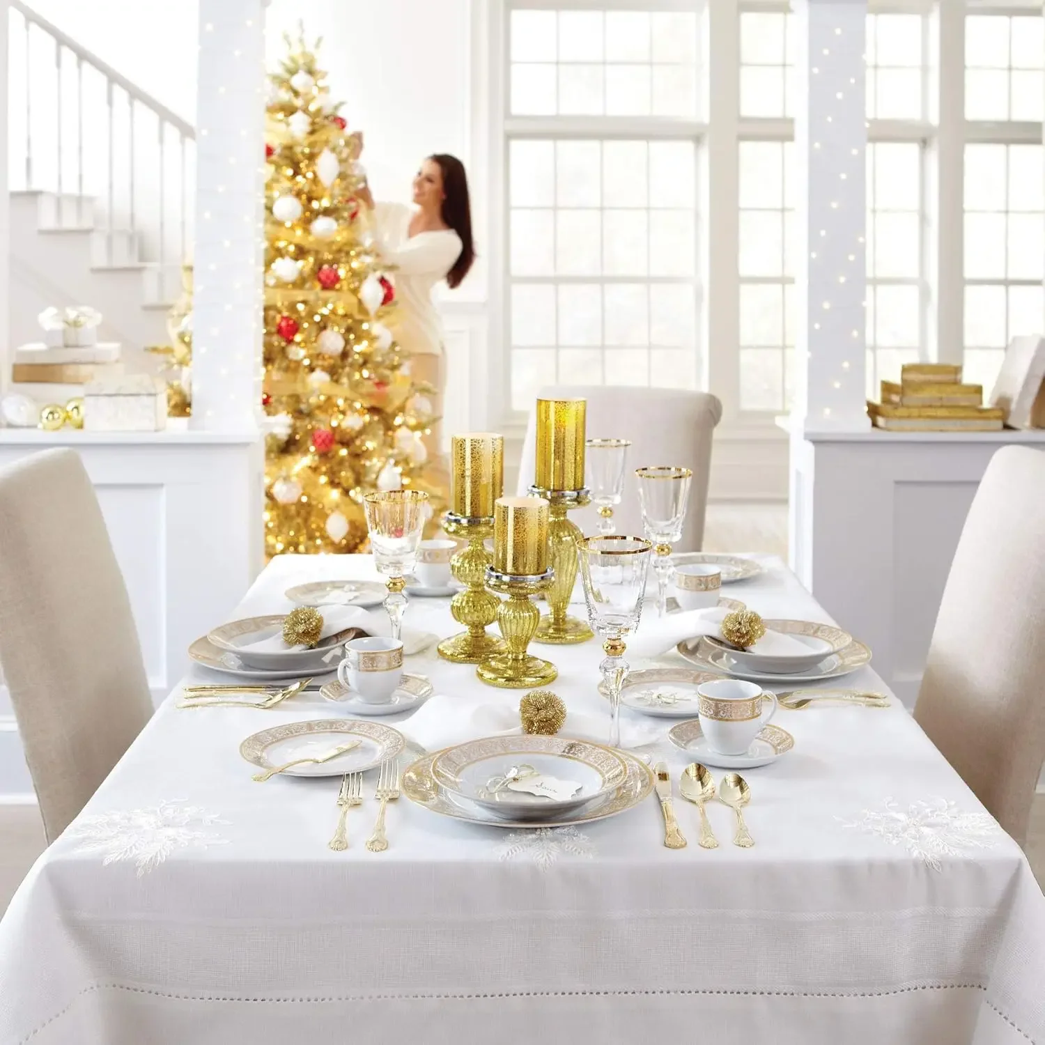 40-Piece Premium Golden Porcelain Dinnerware Gold White Set (Service For 8) Includes Dinner Dessert Plates Bowls Saucers