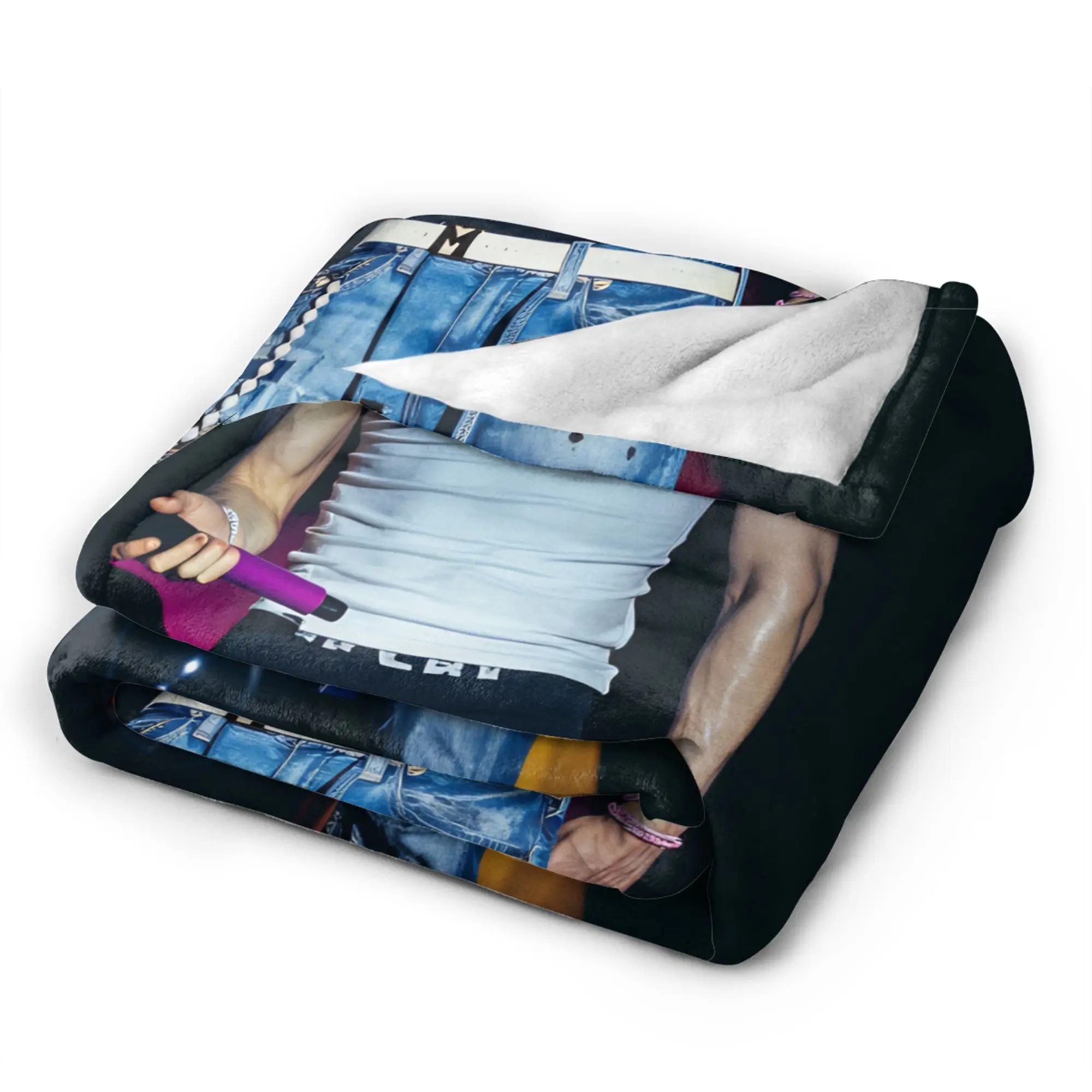 Omar Courtz Plush Blankets Child  Flannel Throw Blanket For Outdoor Super Warm Design Quality Bedspread Gift